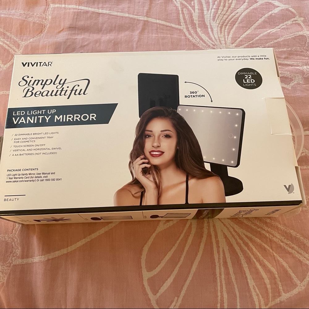 Vivitar Simply Beautiful LED Light Up Vanity Mirror